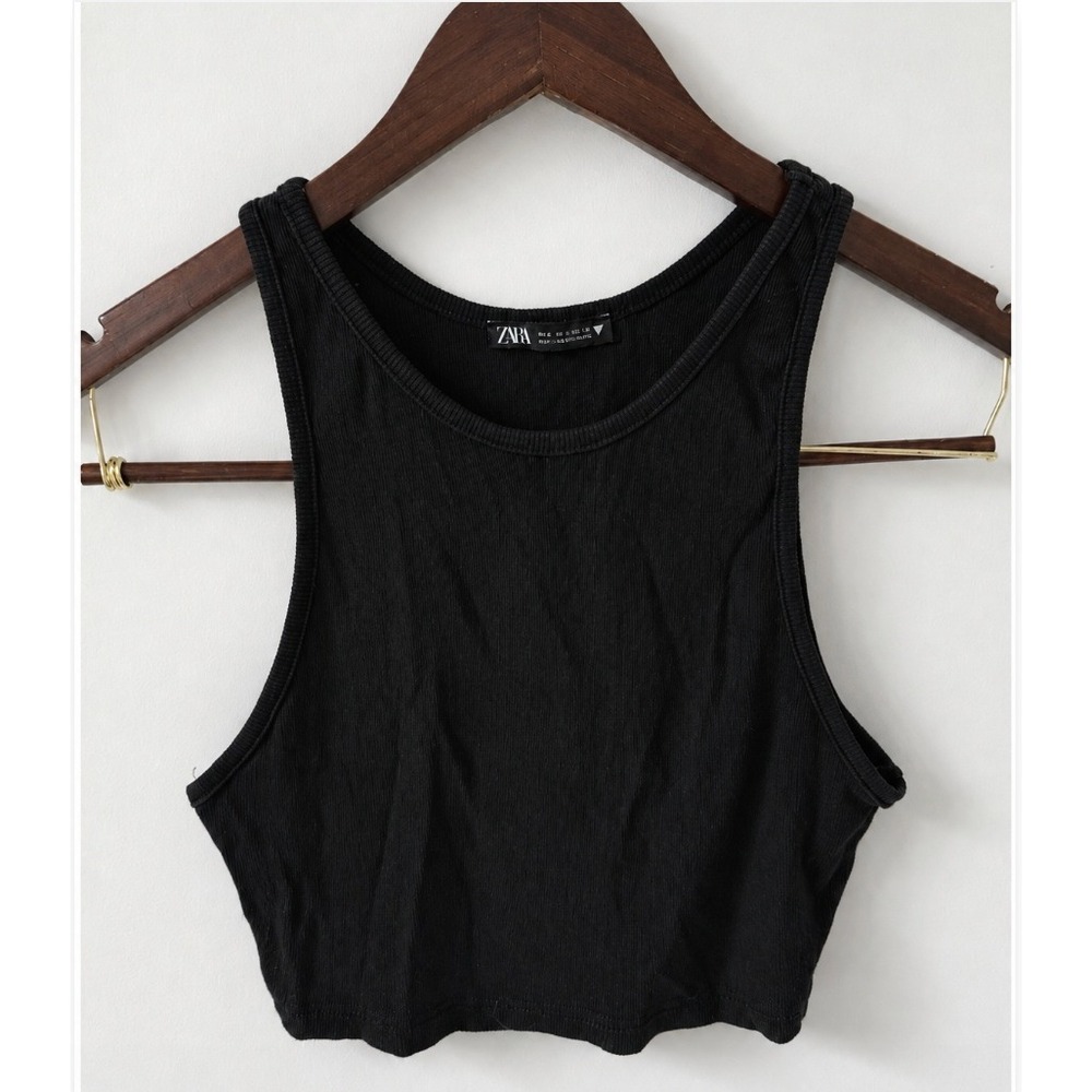 Zara Woman's Black Basic Ribbed Knit Crew Neck Crop Tank Top Size Large Staple - Picture 1 of 3